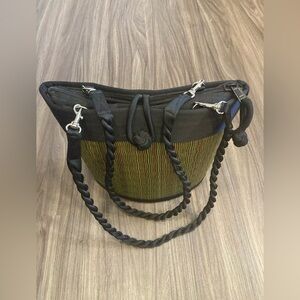 Baskets of Cambodia
Handbag Purse Woven Grass
NWOT Detachable Shoulder
Strap